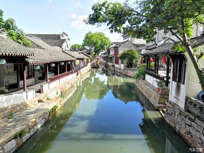 中铝国际：预计2023年净利-25亿元至-28亿元，由盈转亏